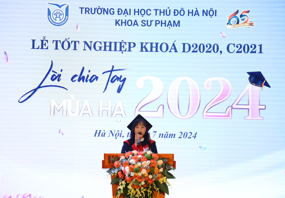Lễ trao bằng tốt nghiệp cho sinh viên khóa 2000 - 2024 