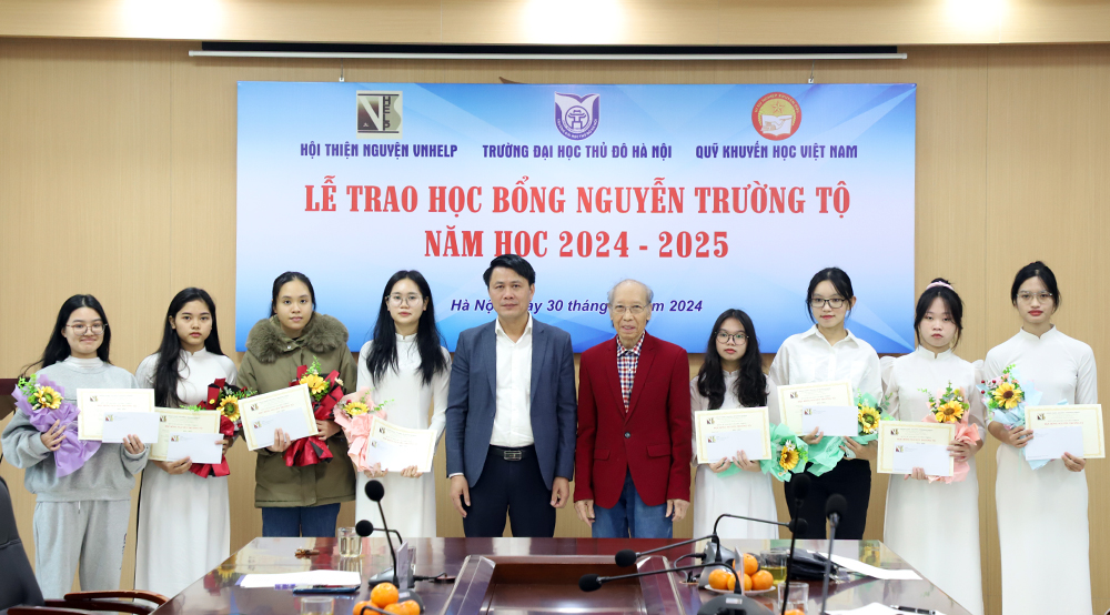 15 sinh viên Trường Đại học Thủ đô Hà Nội được nhận học bổng Nguyễn Trường Tộ