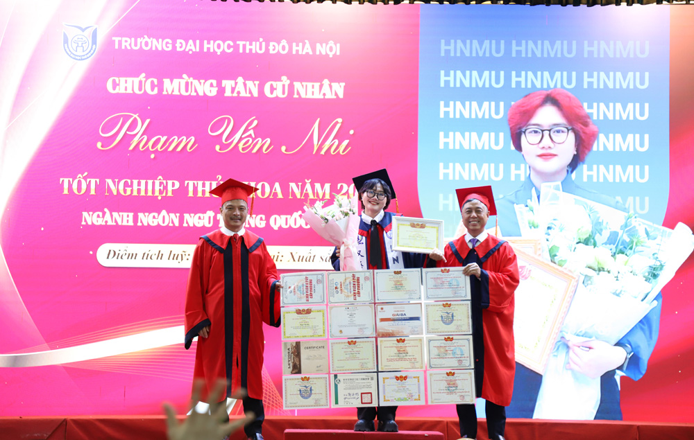Lễ Bế giảng và Trao bằng tốt nghiệp đại học chính quy năm học 2024 – 2025 (đợt 2)