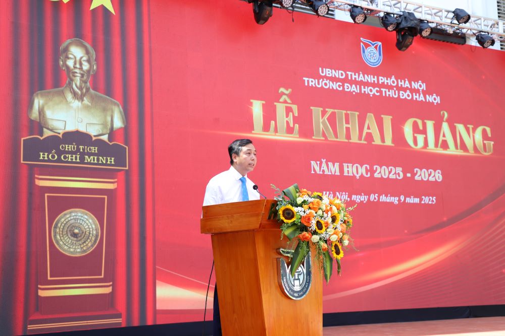 khai giang