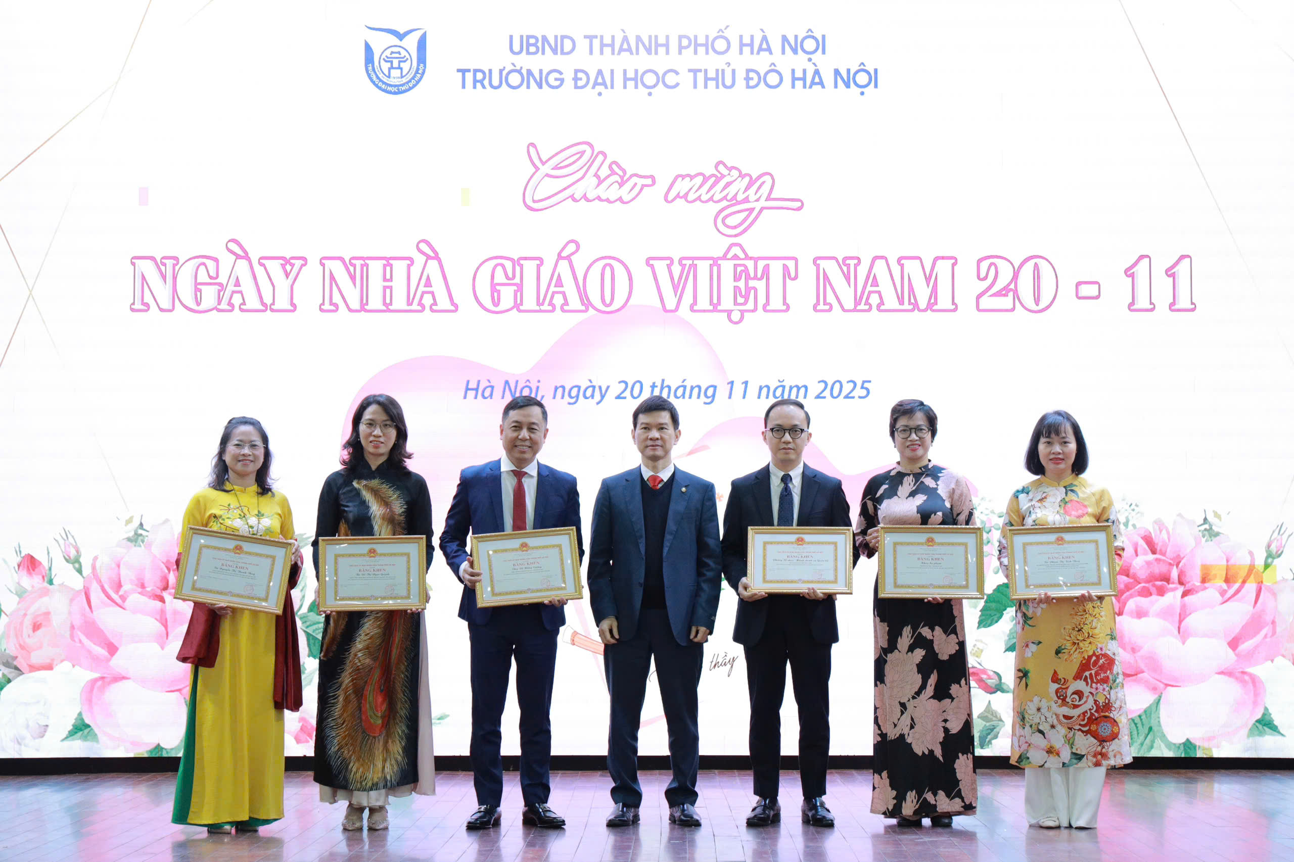 Lễ tri ân kỷ niệm 43 năm ngày Nhà giáo Việt Nam 20/11.