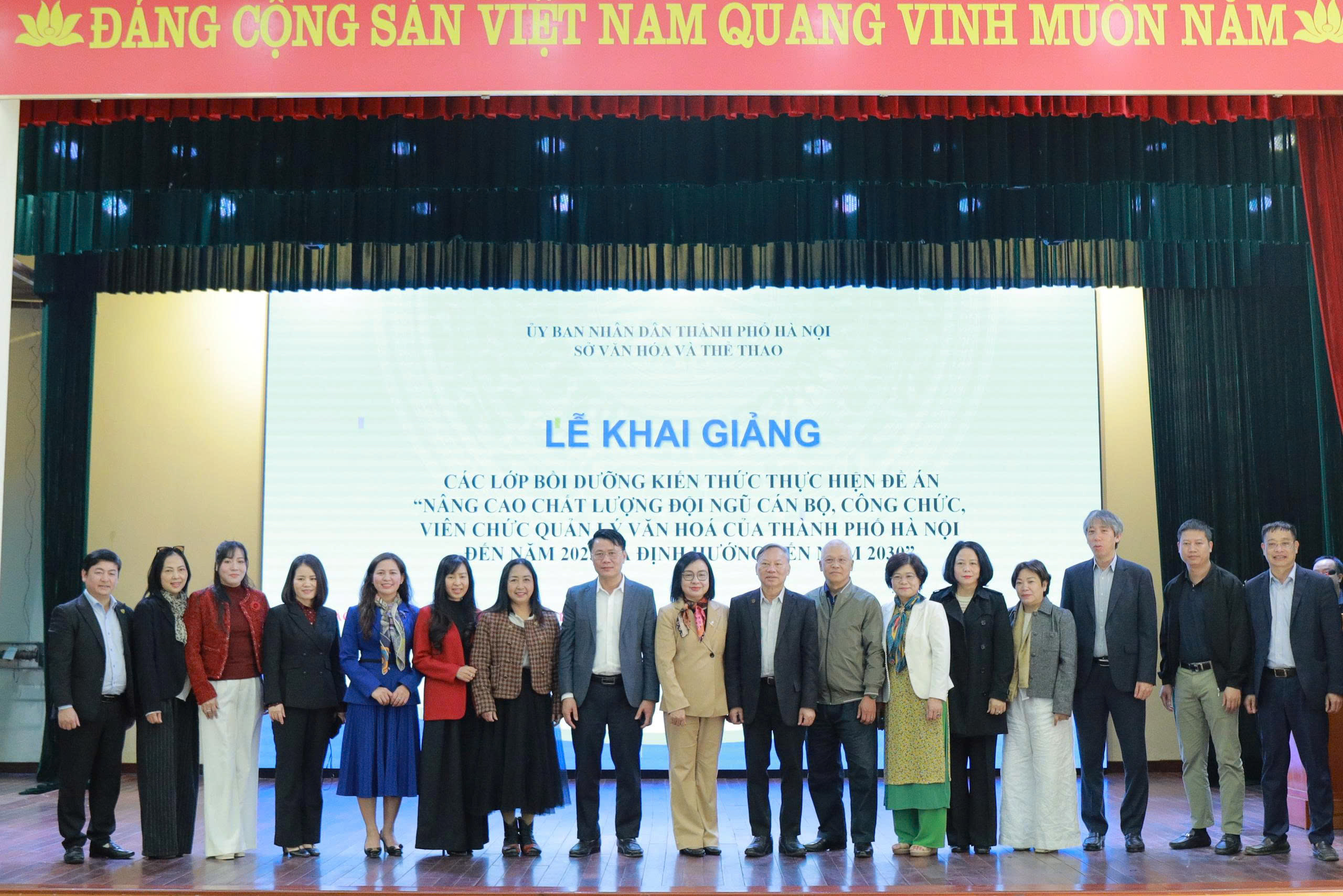 Khai giảng các lớp bồi dưỡng thuộc Đề án “Nâng cao chất lượng đội ngũ cán bộ văn hóa Thủ đô”.