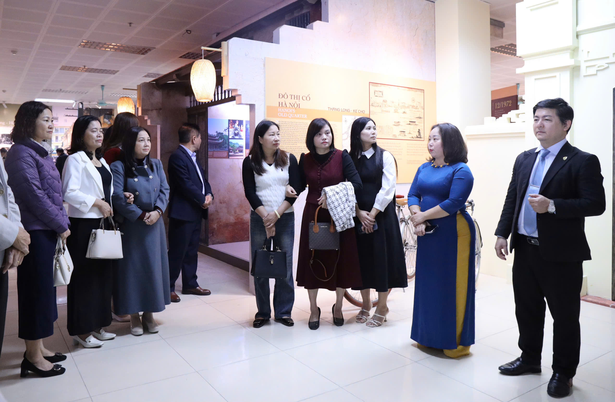 Lễ tổng kết khoá Bồi dưỡng Đề án 1209 và Trải nghiệm Không gian Hà Nội học.