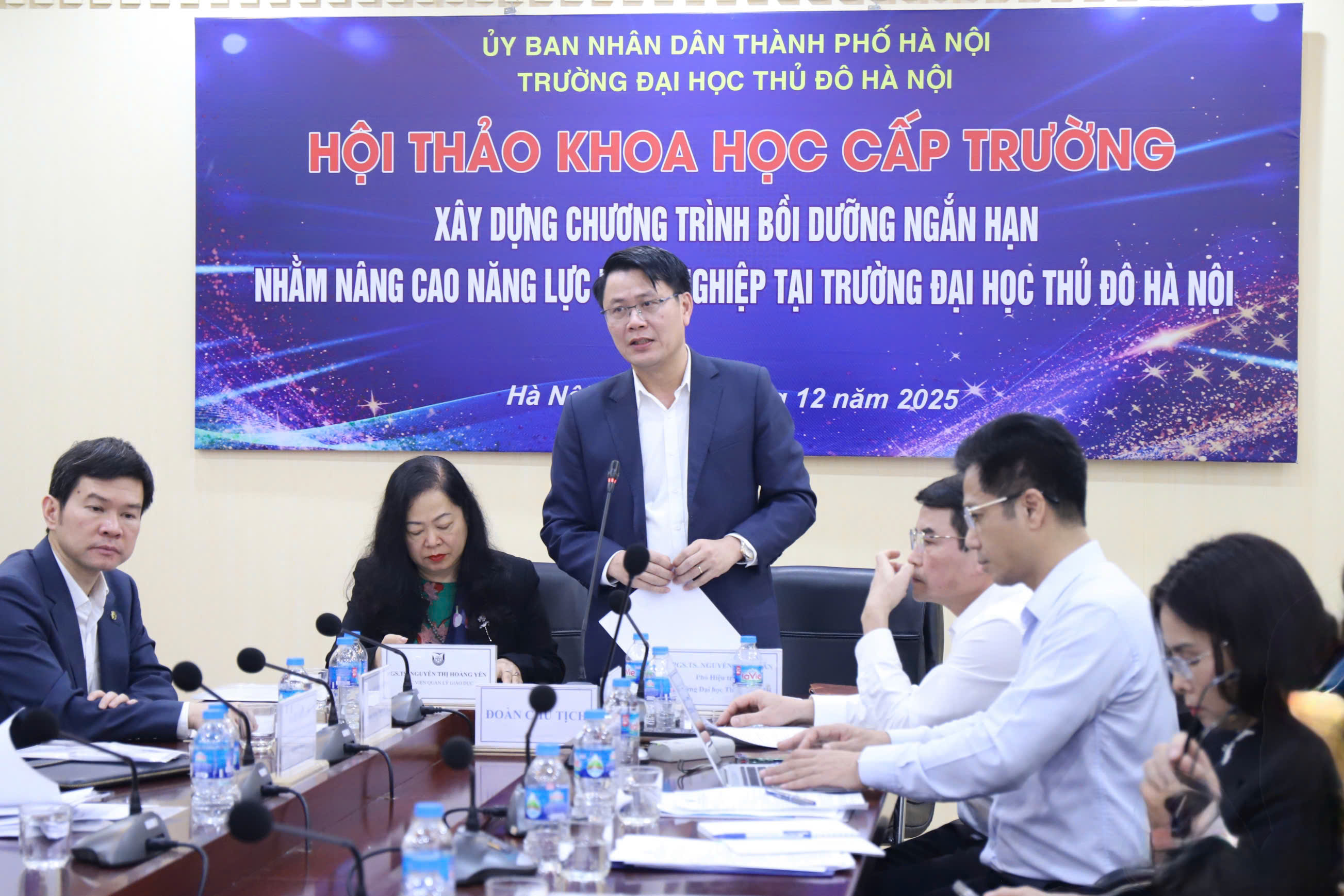 Hội thảo khoa học “Xây dựng chương trình bồi dưỡng ngắn hạn nhằm nâng cao năng lực nghề nghiệp” 