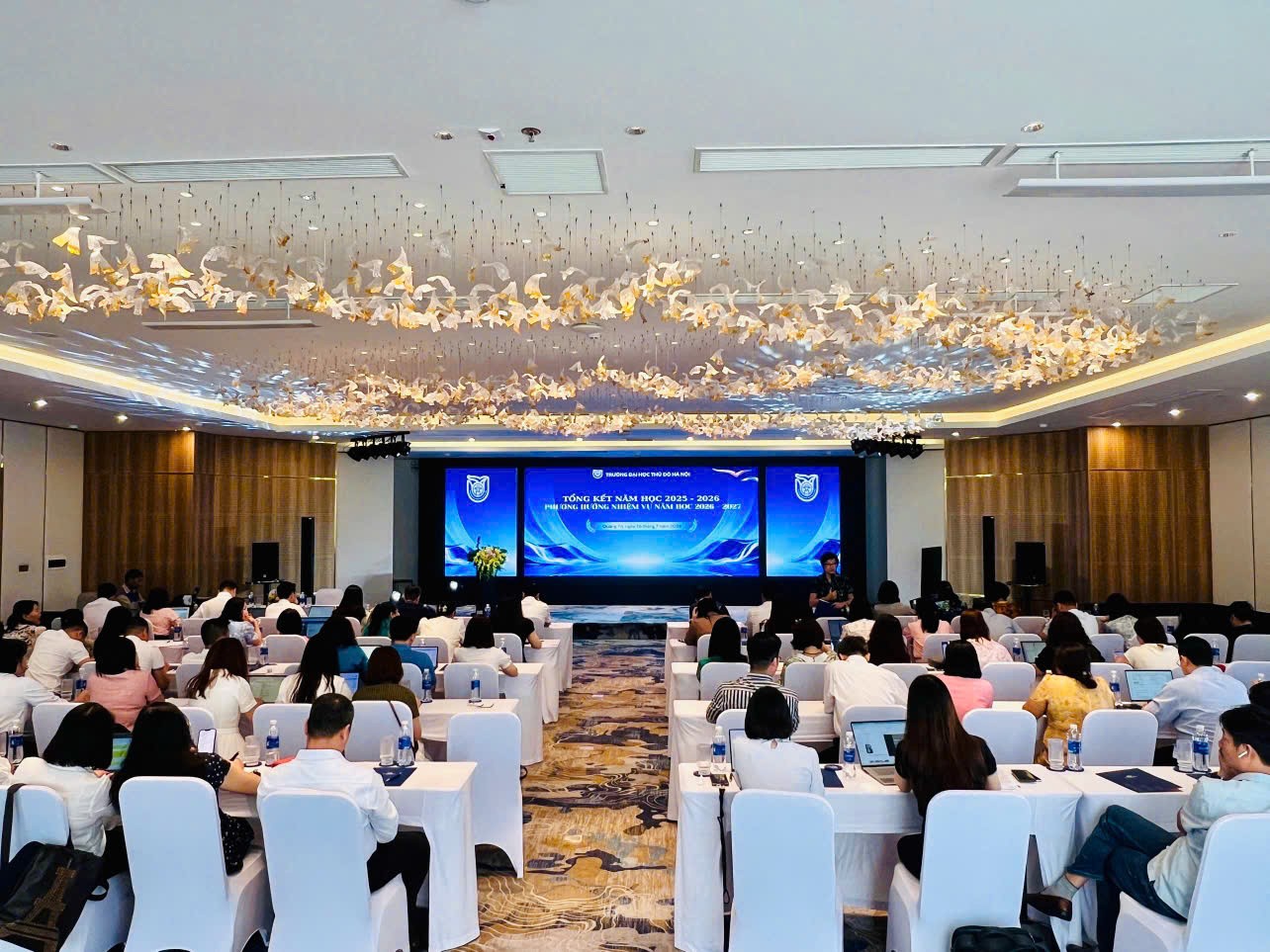 Trường Đại học Thủ đô Hà Nội tổng kết năm học 2025-2026, xác định 9 nhiệm vụ trọng tâm cho năm học mới