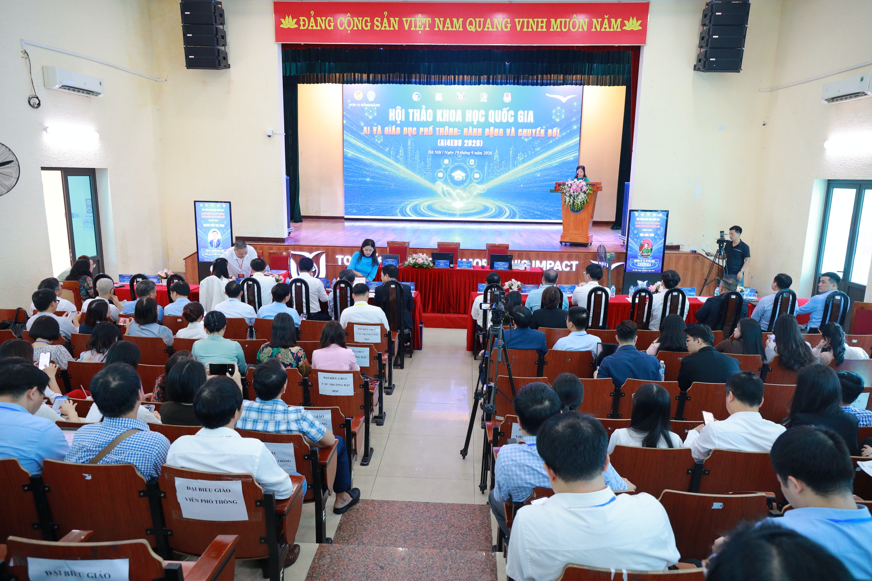 AI4EDU 2026: Đưa AI vào trường phổ thông cần bắt đầu từ thiết kế lại việc học (congnghevadoisong.vn)