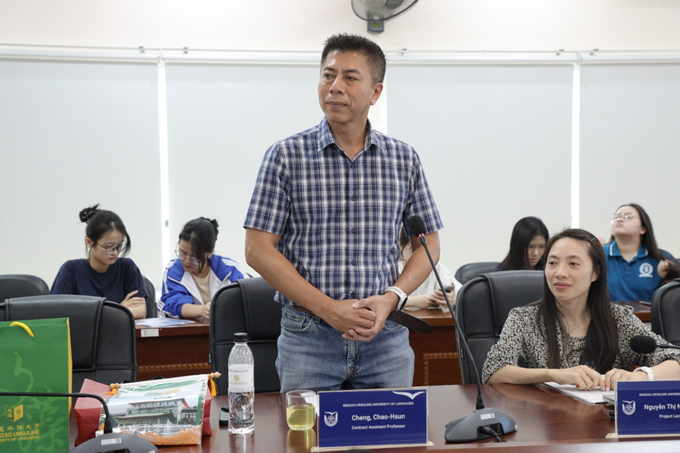 Đại diện Trường Đại học Ngoại ngữ Vân Tảo