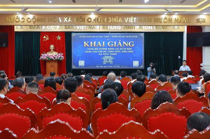 Toàn cảnh Khoá bồi dưỡng tại UBND xã Phúc Thịnh.