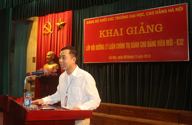 Khai giảng lớp Bồi dưỡng lý luận chính trị dành cho đảng viên mới – K32 – Khối các trường Đại học, Cao đẳng Hà Nội