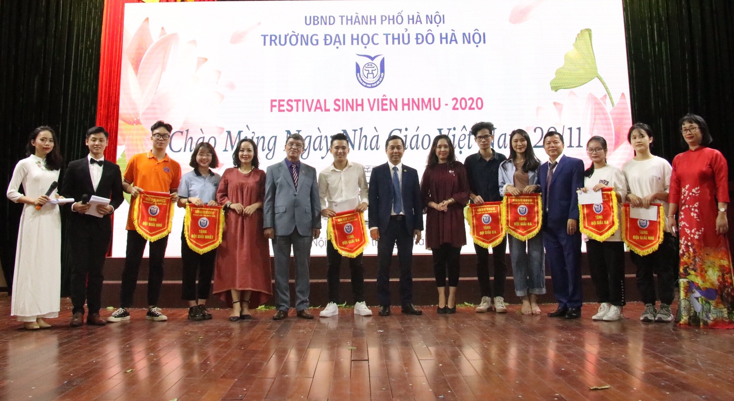 Festival sinh viên HNMU 2020 - "Hà Nội trong trái tim tôi"