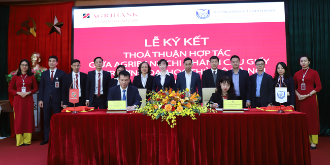 Ký kết thoả thuận hợp tác giữa Ngân hàng Agribank Cầu Giấy và Đại học Thủ đô Hà Nội