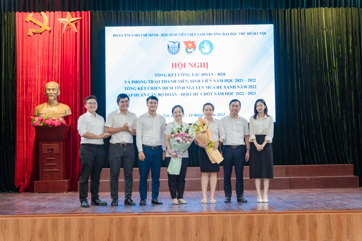 Hội nghị Tổng kết công tác Đoàn - Hội và phong trào thanh niên, sinh viên Trường Đại học Thủ đô Hà Nội năm học 2021 - 2022